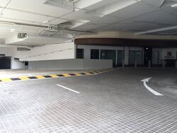 Kensington Square (D19), Retail #483525041
